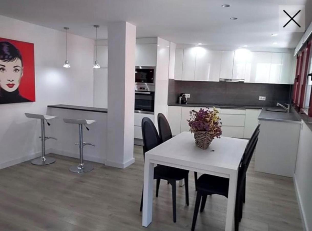 Apartamento totalmente reformado en 1ª linea Palamós Exterior foto